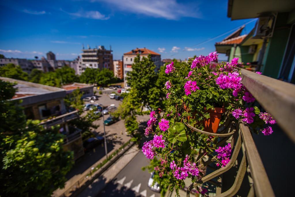 Guest House ,, Ekaterina" Nesebar Exterior foto